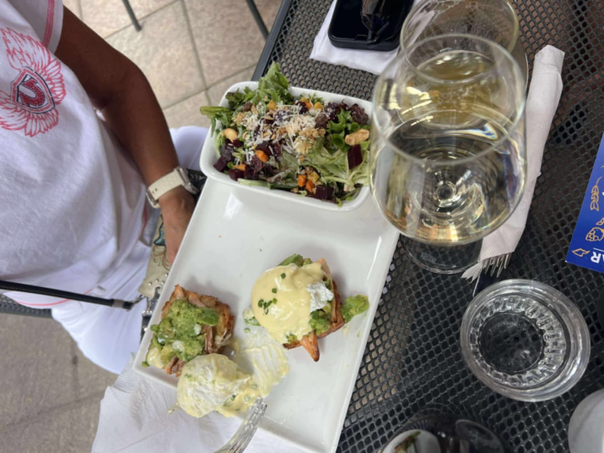Lunch date at a restaurant